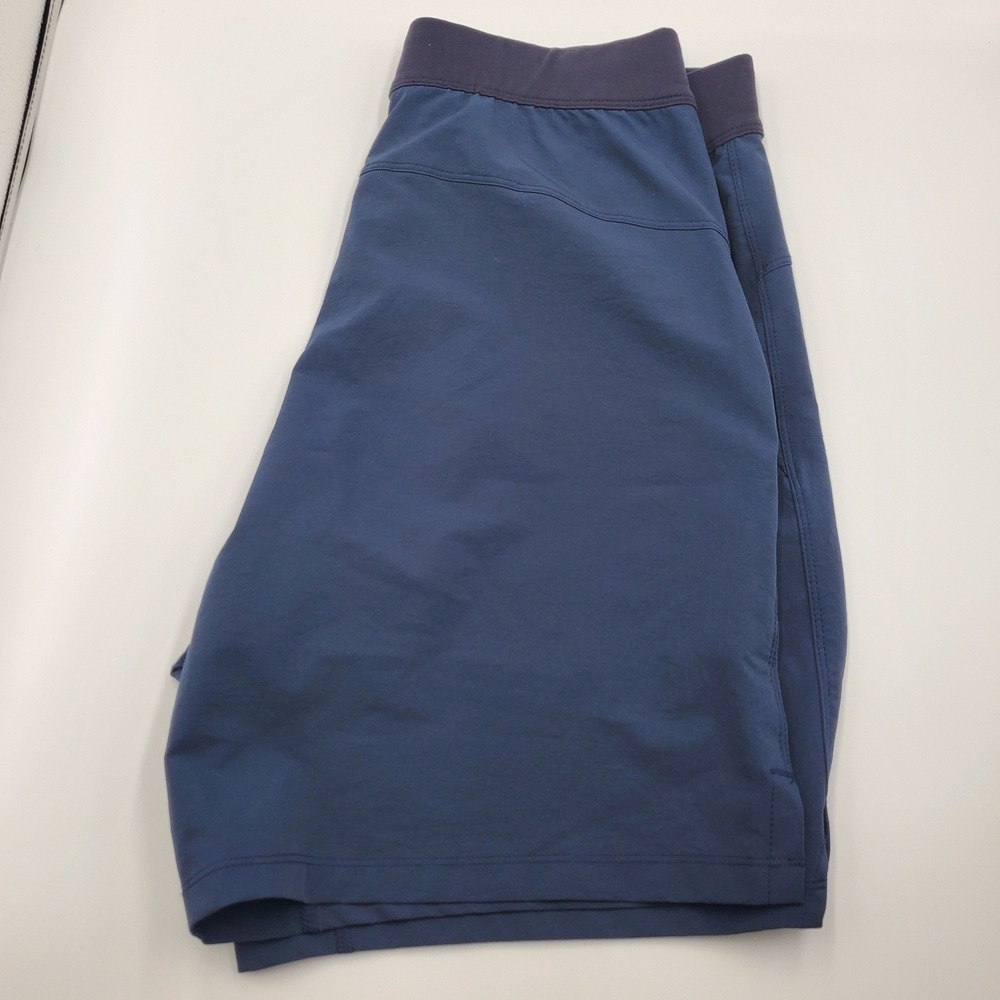 Public‎ Rec All Day Every Day Mens Navy Athletic Shorts Size 30 7 Inch Inseam